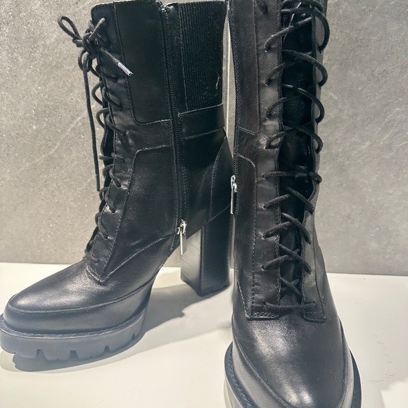 Charles David Gimmick Combat Boot Sz 7.5 - Picture 5 of 6